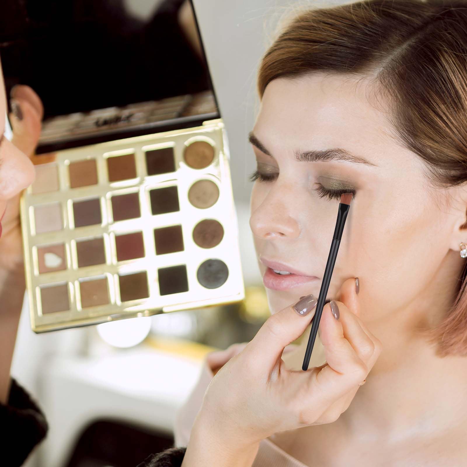 Mozeat Lens disposable eye makeup brushes promote hygienic use
