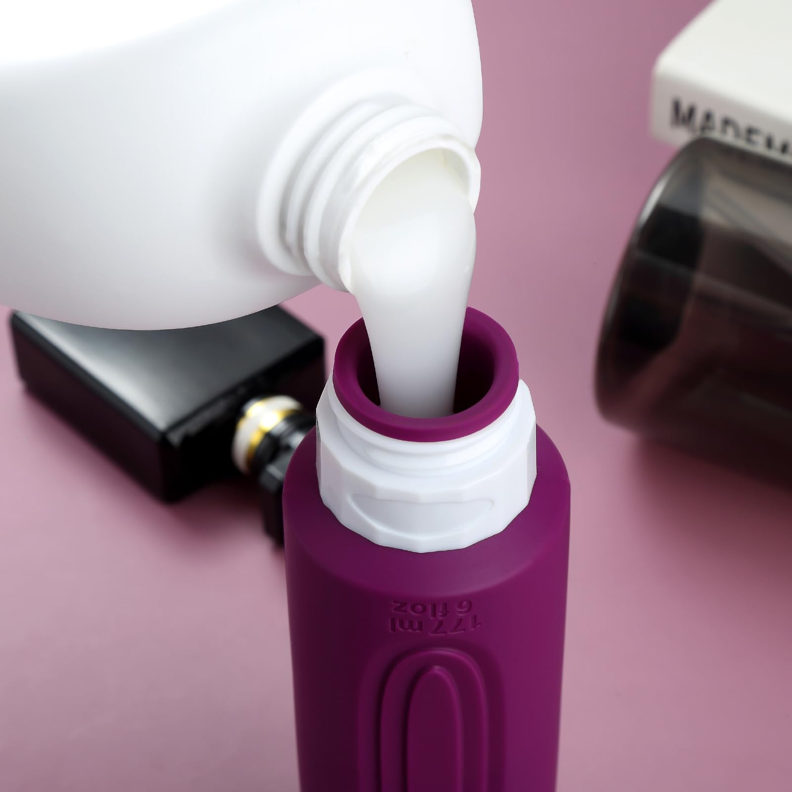 Mrsdry BPA-free silicone bottle safe for toiletries and sauces.