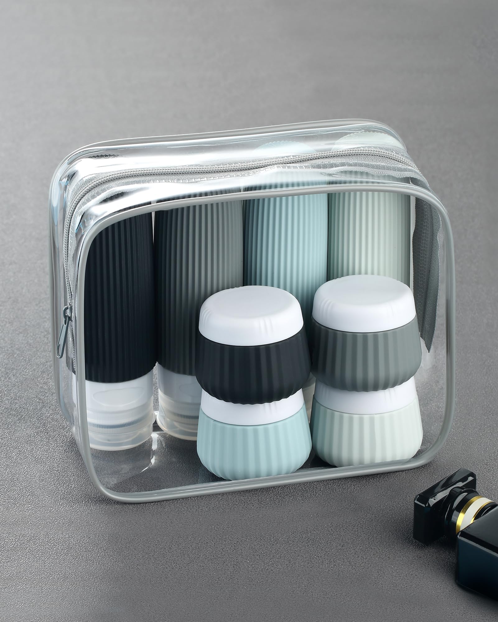 Mrsdry leak-proof cap prevents spills during travel