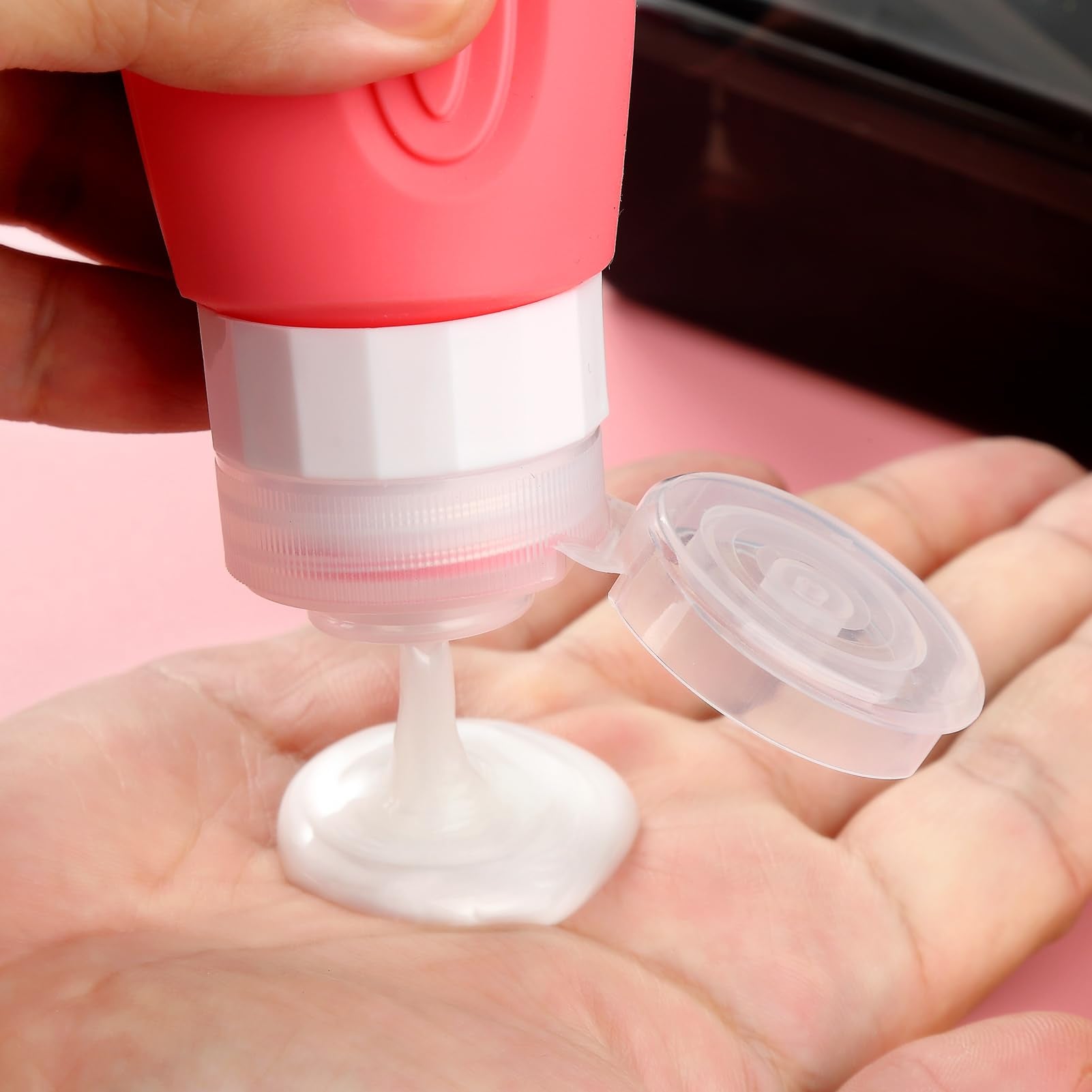 Mrsdry no-drip cap prevents leaks, ensuring precise dispensing.