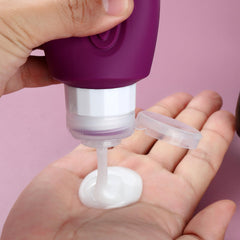 Mrsdry wide-opening bottle makes filling and cleaning easy.