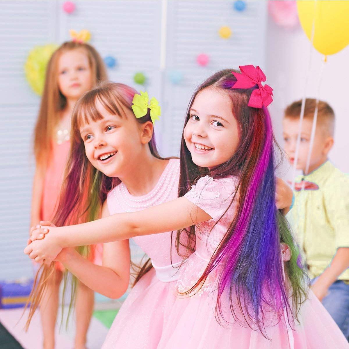 MSDADA hair chalk comb multi-color pack enables creative looks