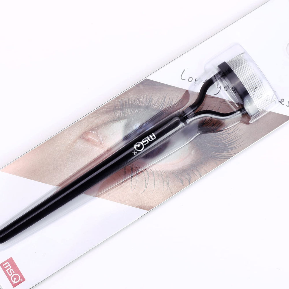 MSQ eyelash definer tool for clean, separated lashes