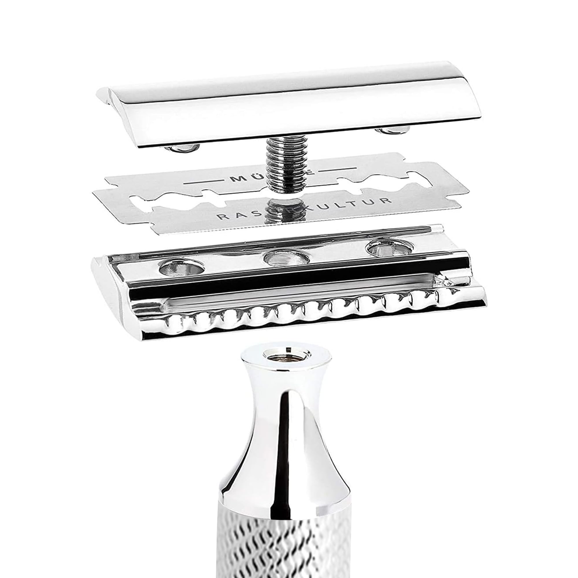 Classic chrome handle on the MÜHLE R89 for balanced grip