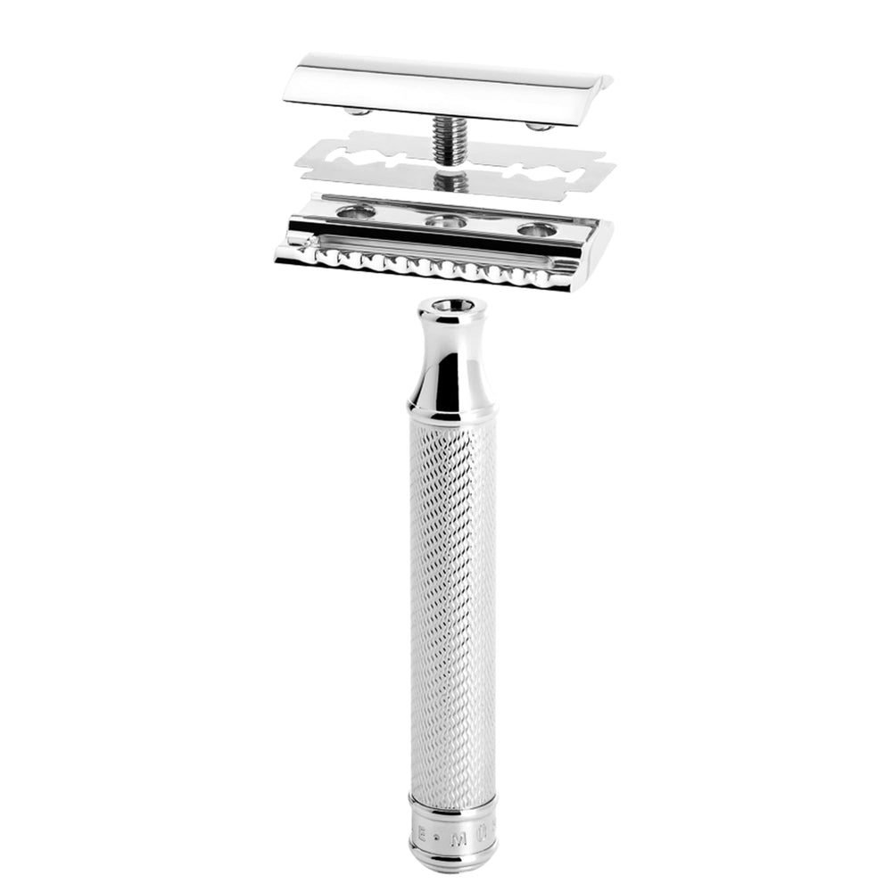Faux tortoiseshell handle of the MÜHLE R89 offers stylish grip