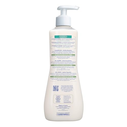 Close-up of tear-free Stelatopia formula for newborn skin care