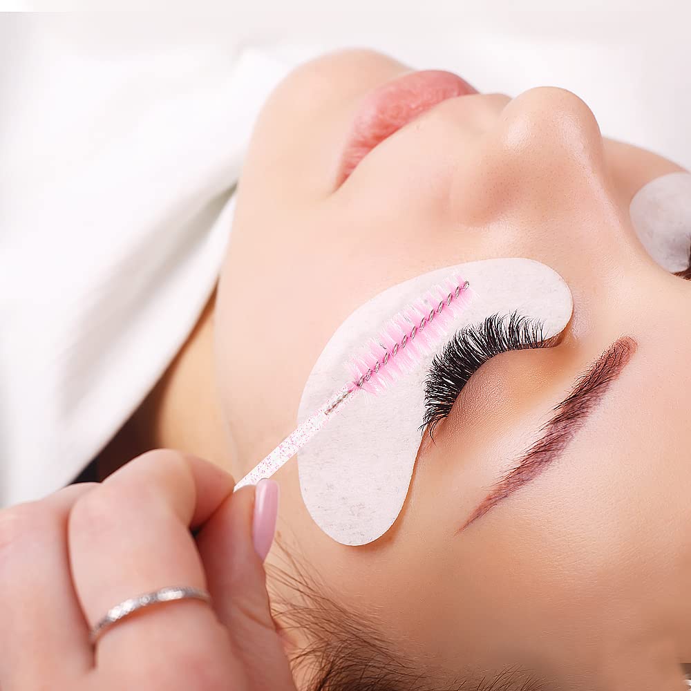 Myaokue-up crystal pink bendable brush head for multi-angle lash grooming.