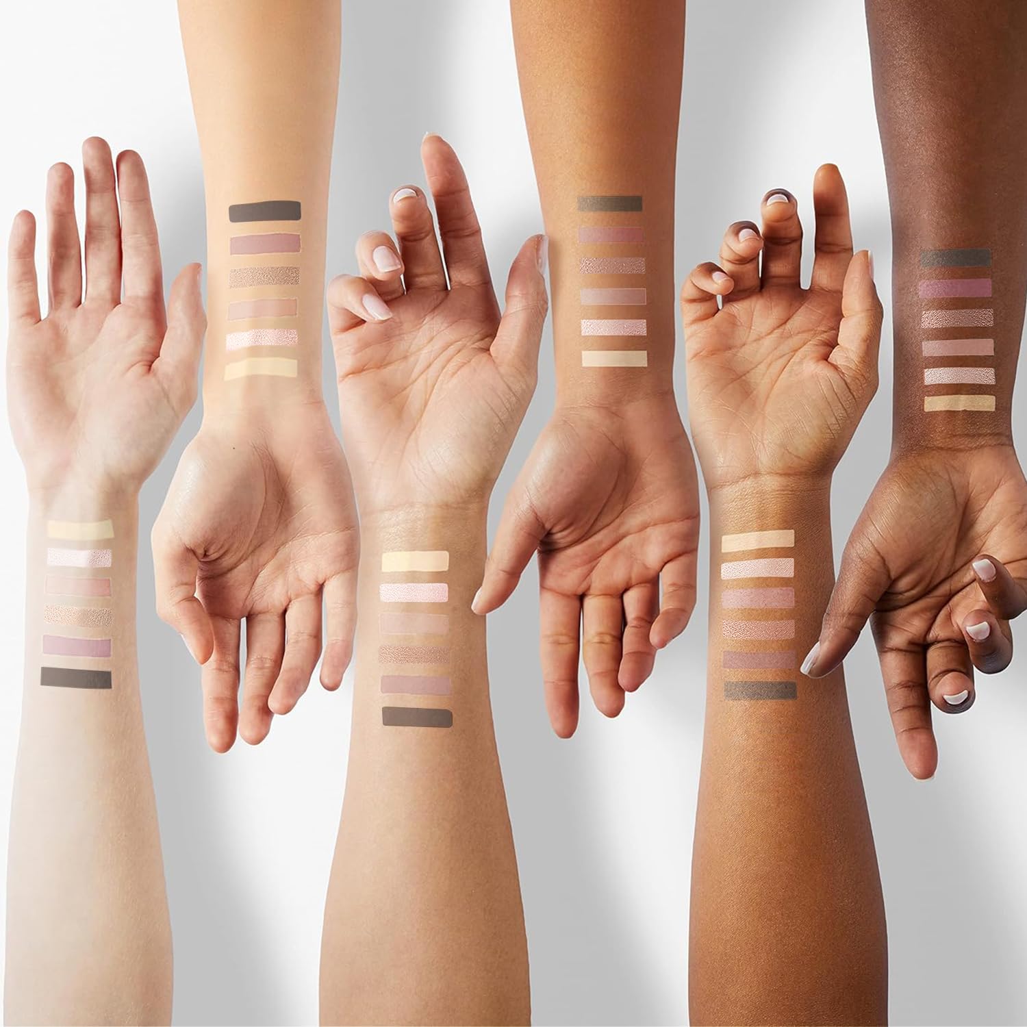 MYSTER ROSEY Nudes Series mini paleta, fórmula impermeable resistente a agua y aceite.