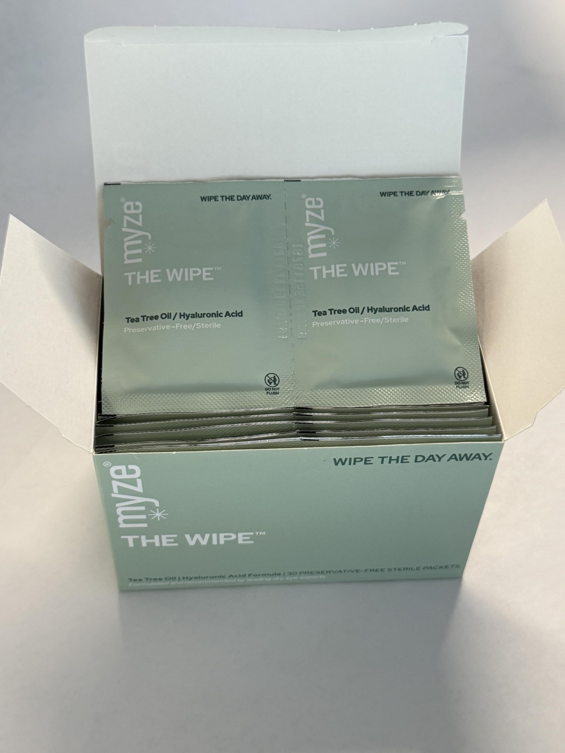 Preservative-free Myze Wipe formula designed for daily eyelid care.