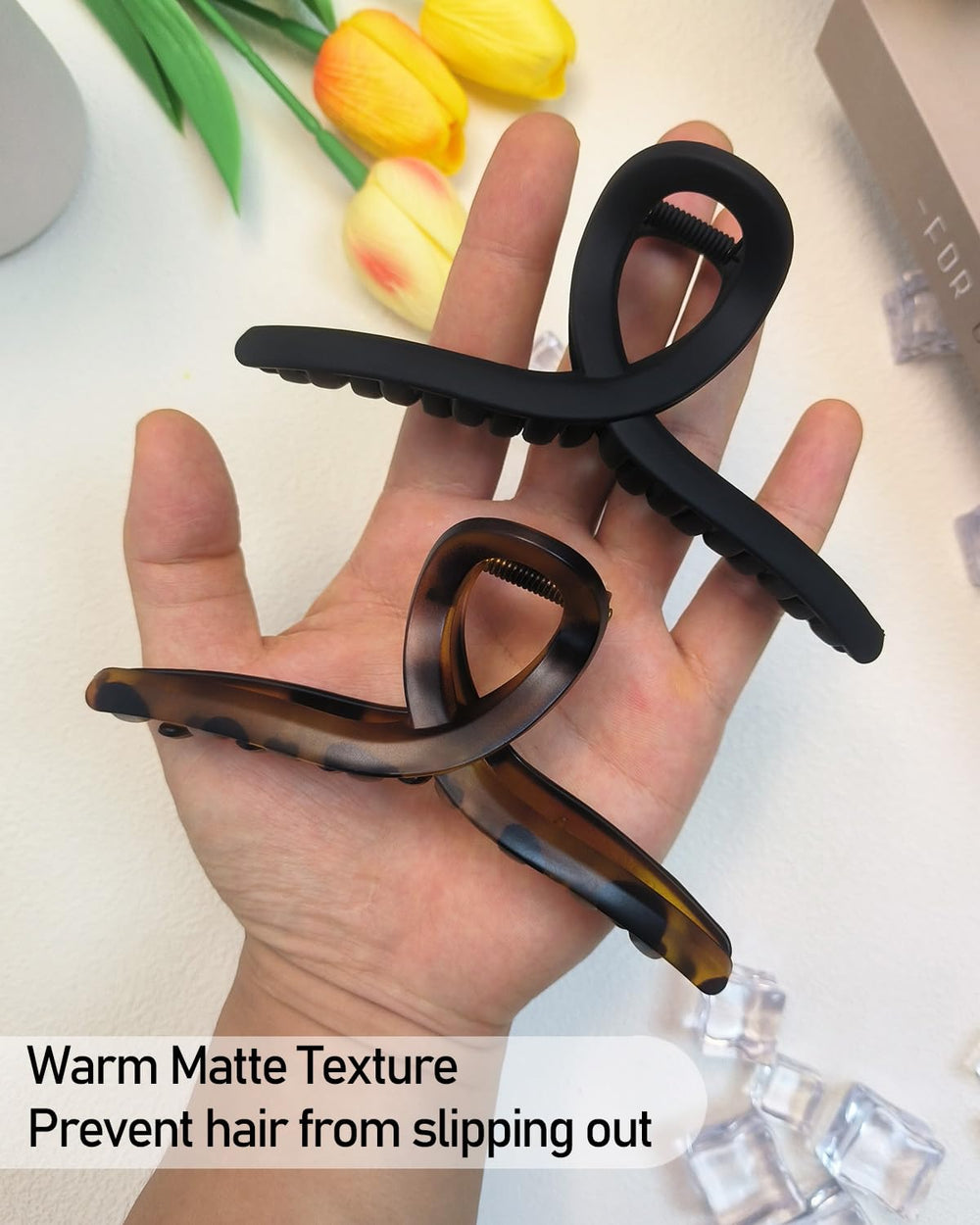 Nalodu damage-free claw clip keeps hair safe from pulling.