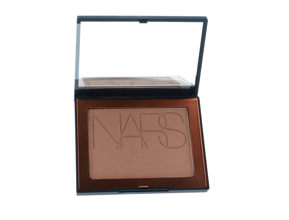 Close-up of NARS Laguna microfine pigments for smooth, buildable color
