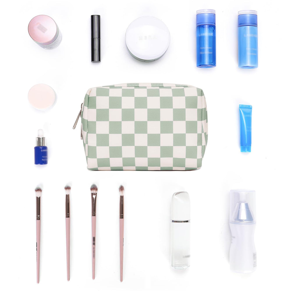 Narwey bag interior compartments keep cosmetics neatly separated for organized packing.