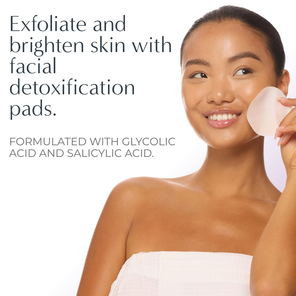 NassifMD Exfoliating Detox Pads wipe-on-face demonstrates quick refreshing cleanse.
