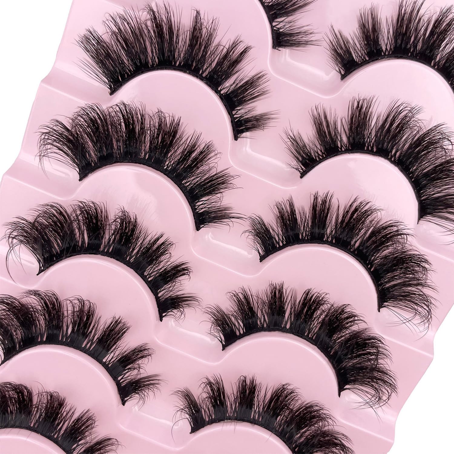Natgluzie Russian D curl lashes deliver strong curl and fluffy density
