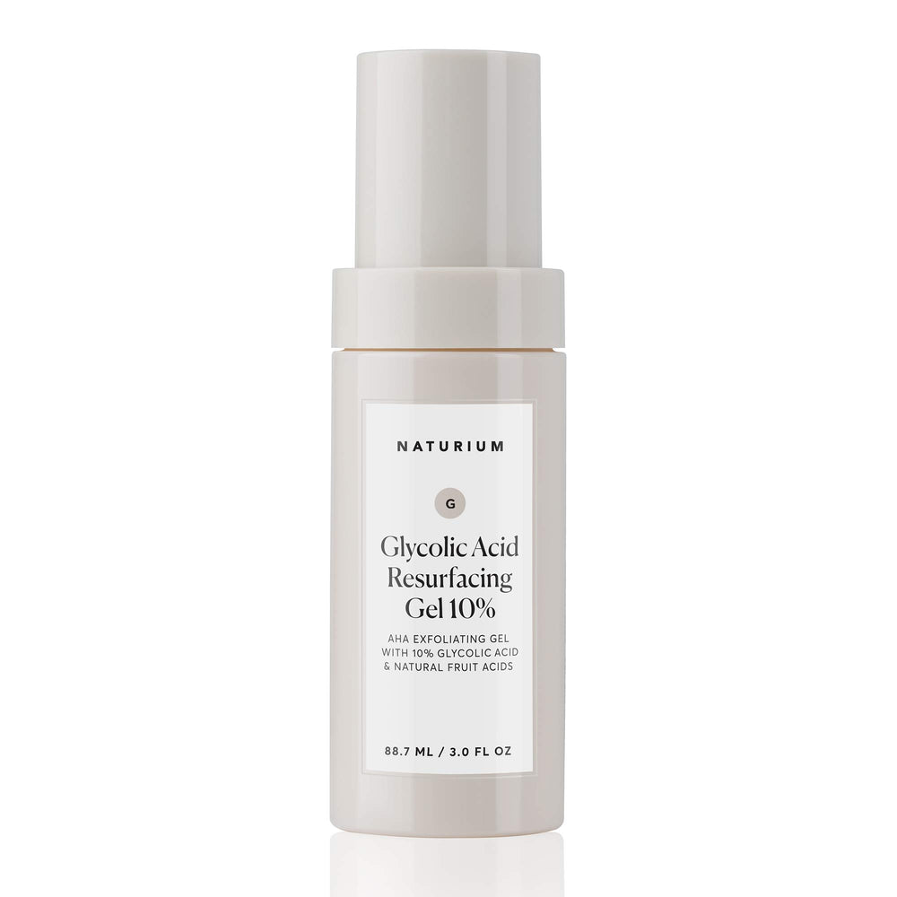 Naturium gel exfoliante 10% mejora textura de la piel con uso regular.