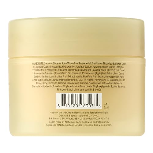 Naturium Glow Getter textura de azúcar cristalina para exfoliar suavemente.