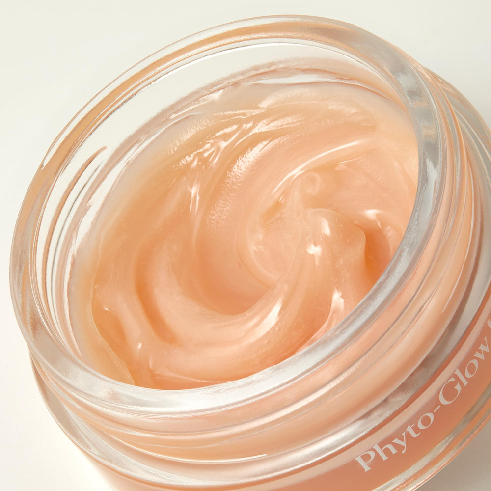 Labios con apariencia saludable tras usar Naturium Phyto-Glow Lip Mask.