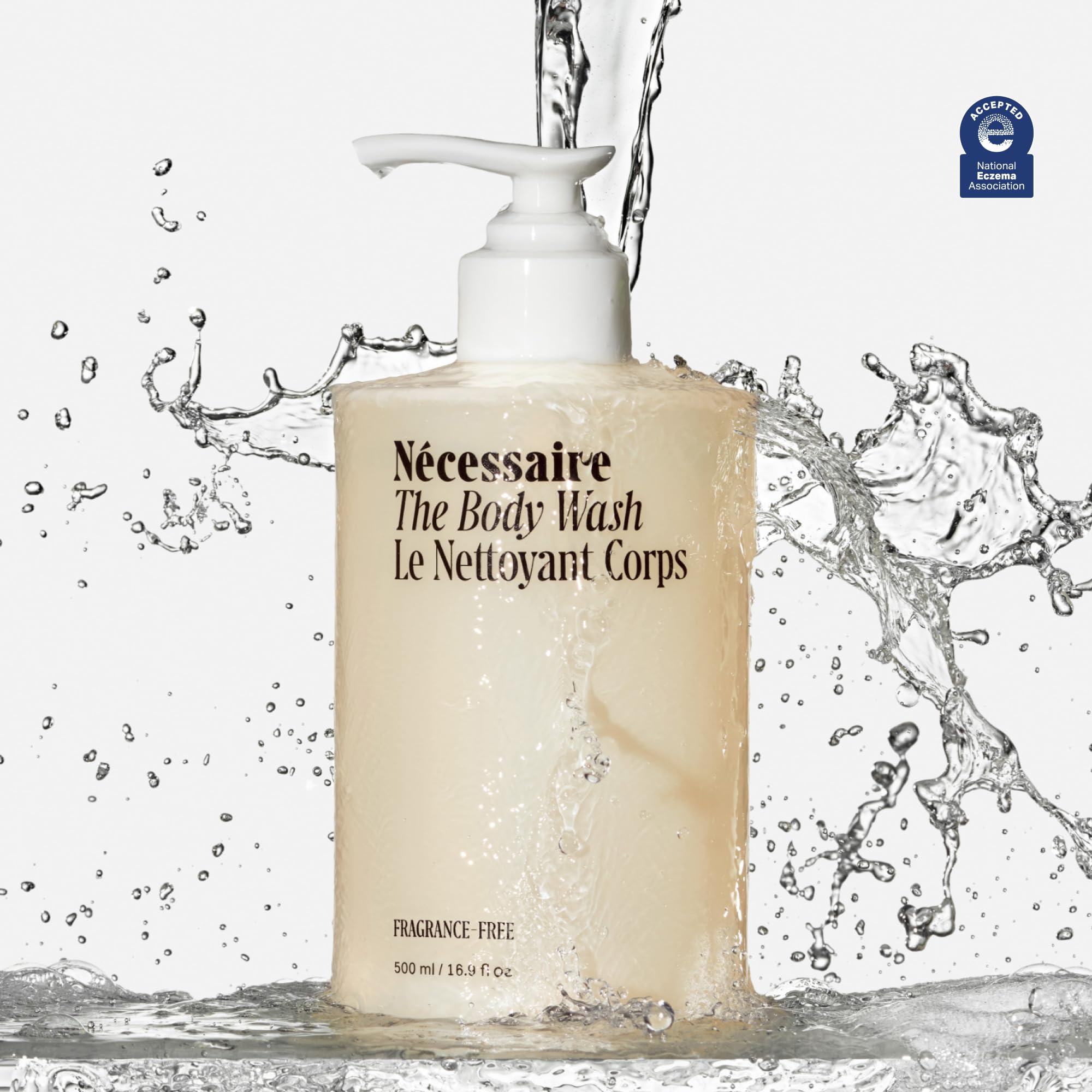 Nécessaire body wash foam texture shot for gentle cleansing