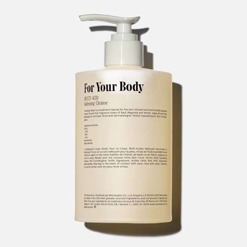 Nécessaire Hinoki pump pour delivers easy, even lather.