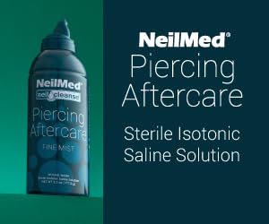 Aplicación de NeilCleanse sin ardor para perforaciones.