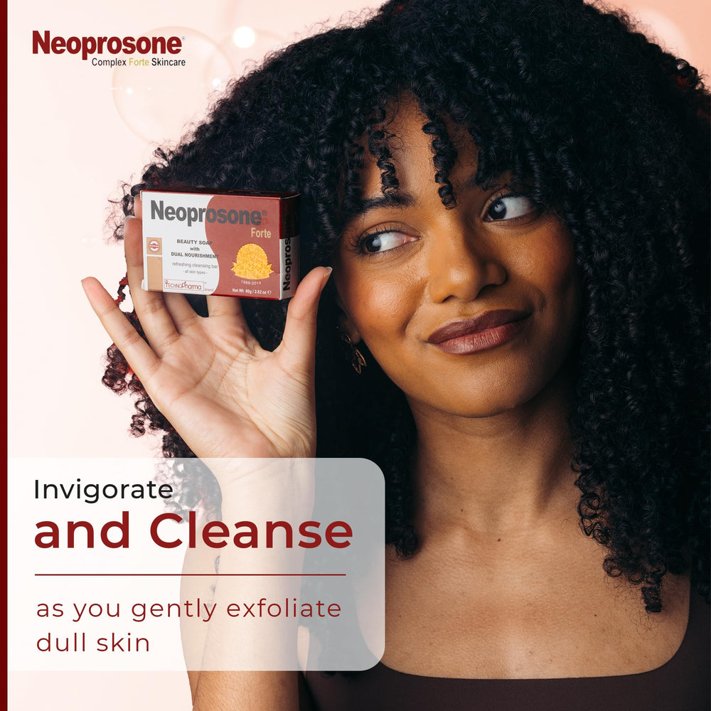 Neoprosone Jabón exfoliación suave: renueva la textura y luminosidad.