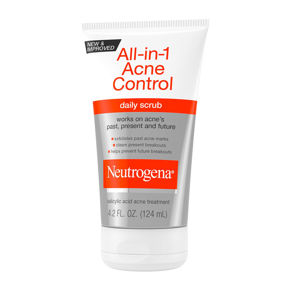 Neutrogena All-In-1 Acne Control foam starts to lather as you wash.
