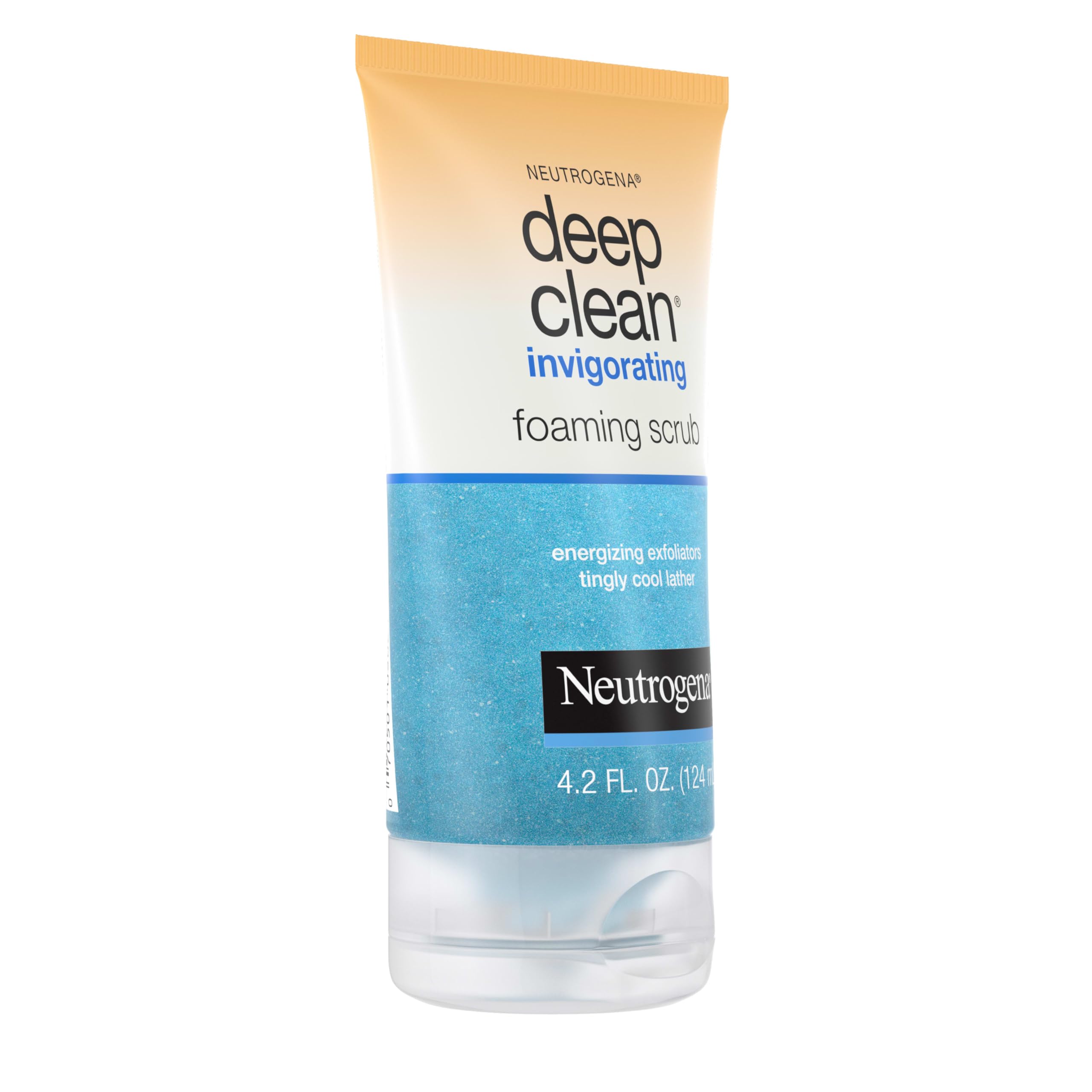 Neutrogena espuma refrescante en rostro durante la limpieza