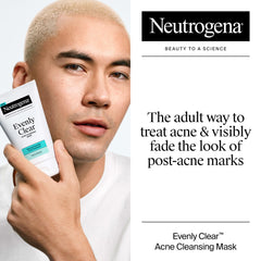 Neutrogena Evenly Clear: textura de arcilla Kaolín y Bentonita para limpieza profunda.