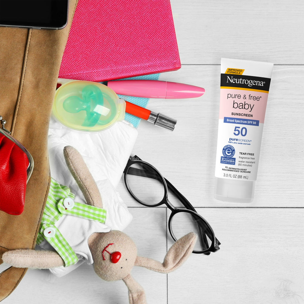 Three-pack Neutrogena Pure & Free sunscreen display for family sun days.