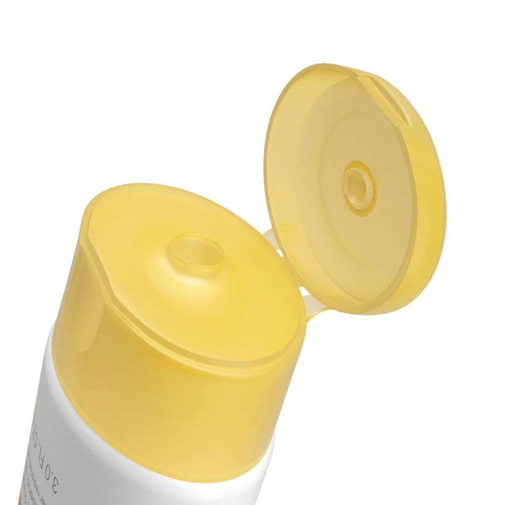 Textura sedosa de Neutrogena Sheer Zinc Kids al esparcir.
