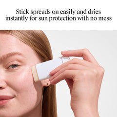 Neutrogena Ultra Sheer con vitaminas C y E para el cuidado de la piel durante la exposición solar