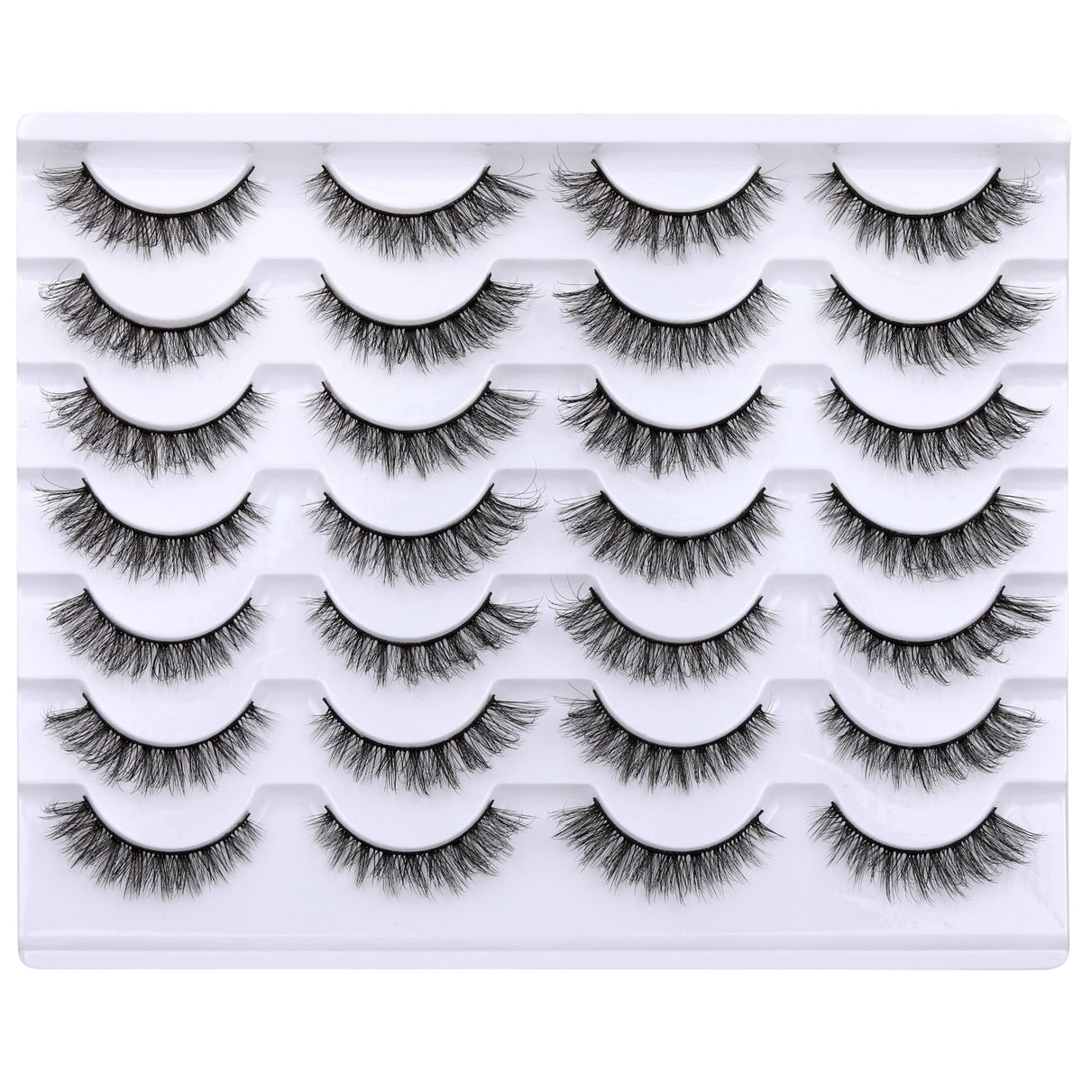 Newcally Cat Eye Lashes with 12mm length for a subtle cat-eye.