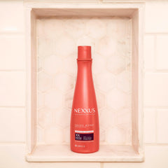 Tratamiento intenso Nexxus Amino Bond reconstruye enlaces internos de las hebras.