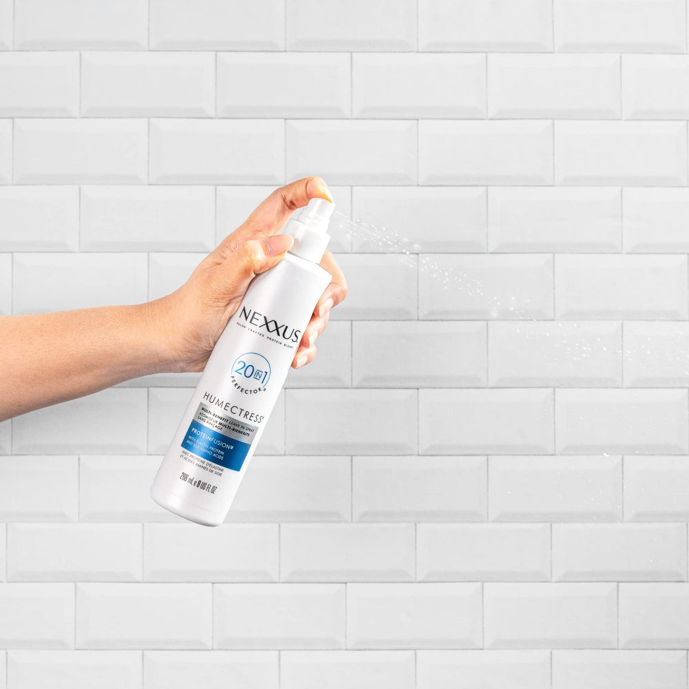 Nexxus Humectress spray on waves and curls with definition