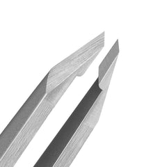 NILIYA tweezers with precision tip for ultra-fine hairs and blackheads