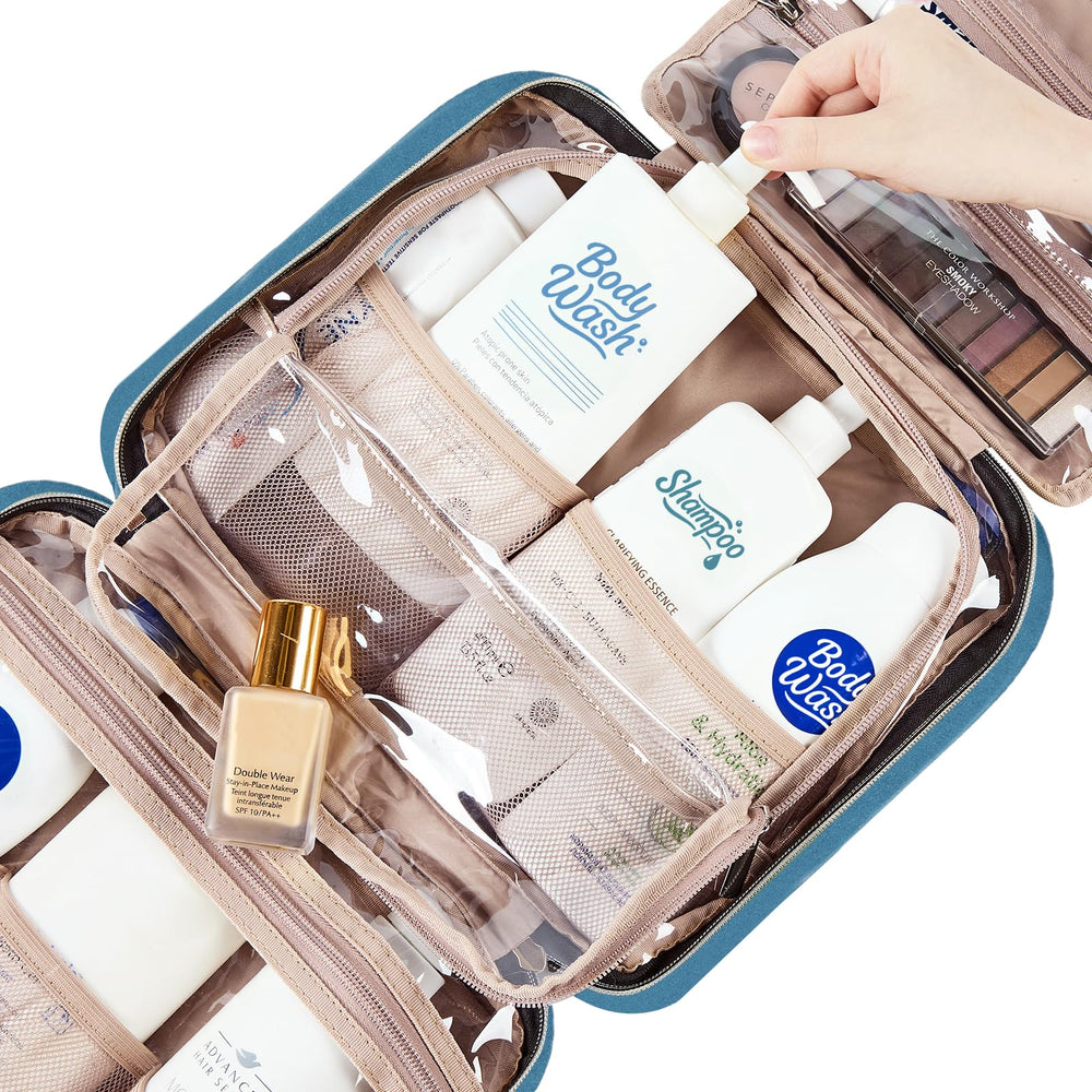 Built-in hanger lets you hang the bag for quick access.