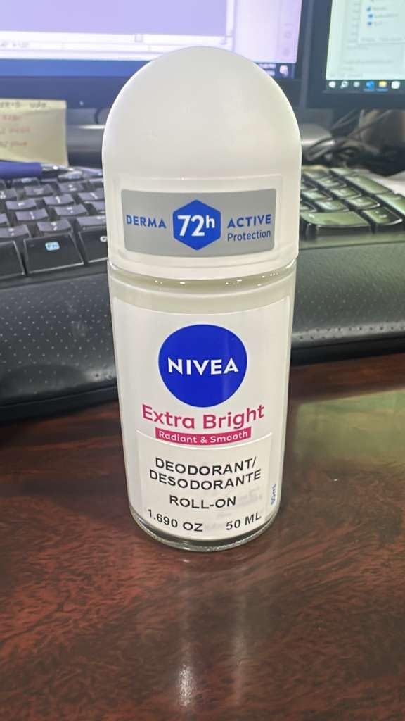 NIVEA Brillo Extra protección de olor 72 horas.