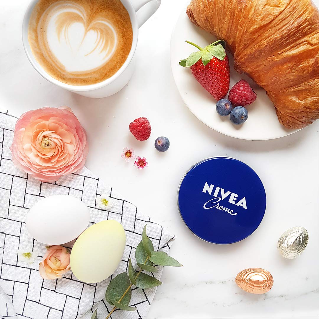 NIVEA Creme texture close-up showing rich, creamy formula