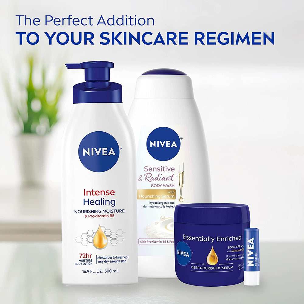 NIVEA cuidado de manos con hidratación diaria.