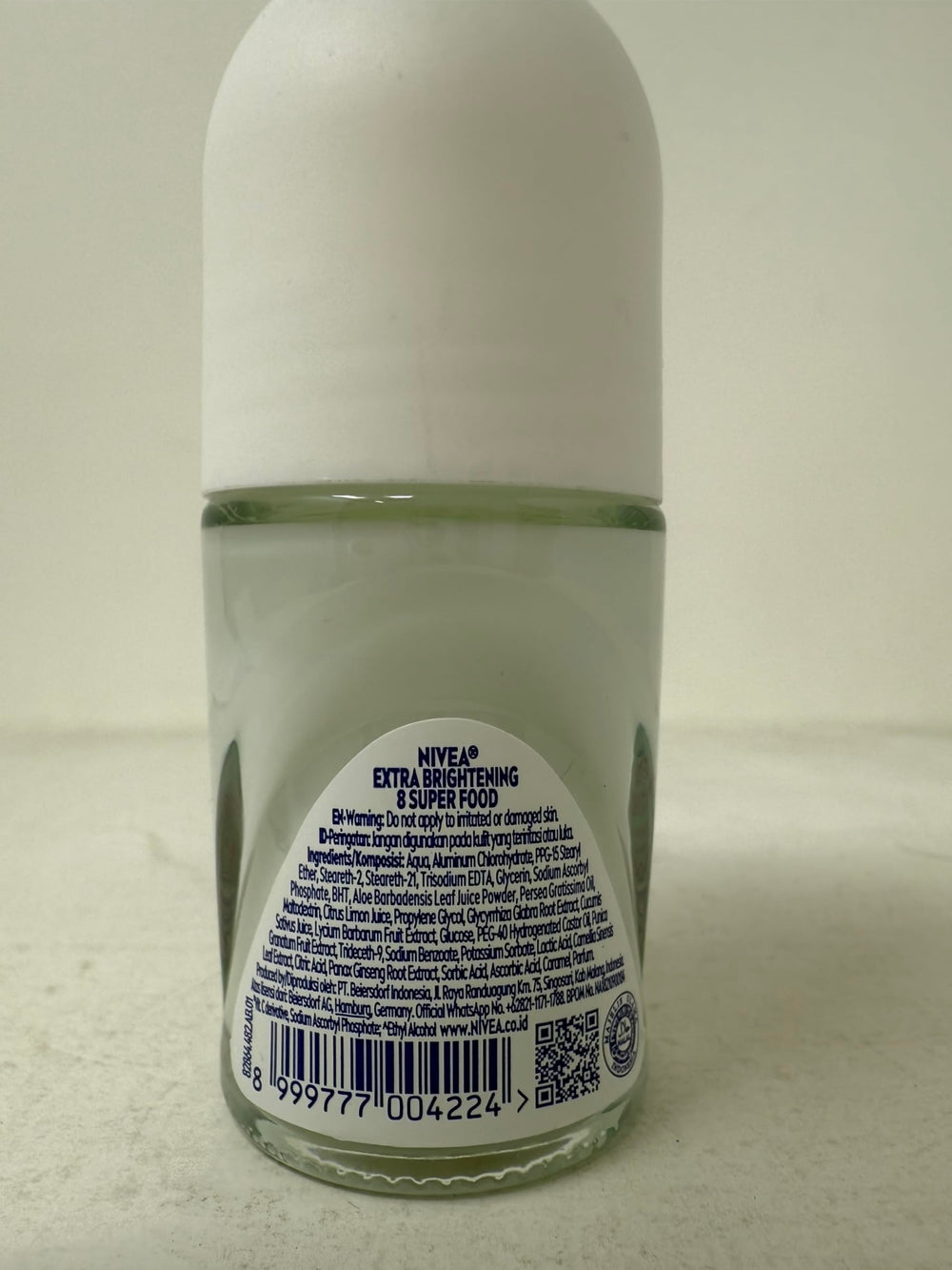 NIVEA roll-on 3-pack side view showing alcohol-free formula for sensitive skin