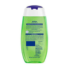 NIVEA Lemon and Oil Shower Gel foam in hand forming a rich lather and aroma.