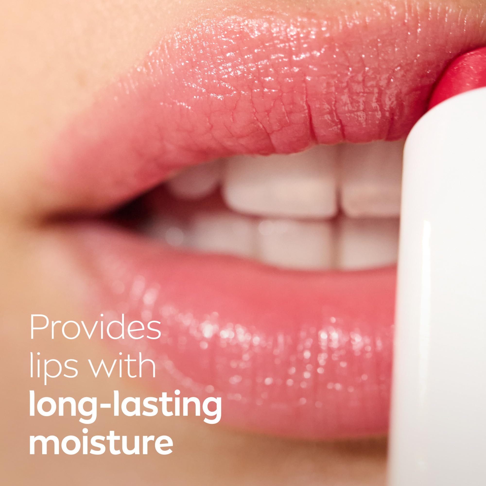 NIVEA Cuidado labial con vitamina C para brillo suave.
