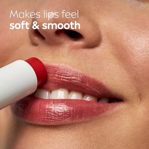 Textura cremosa de NIVEA que no reseca los labios.