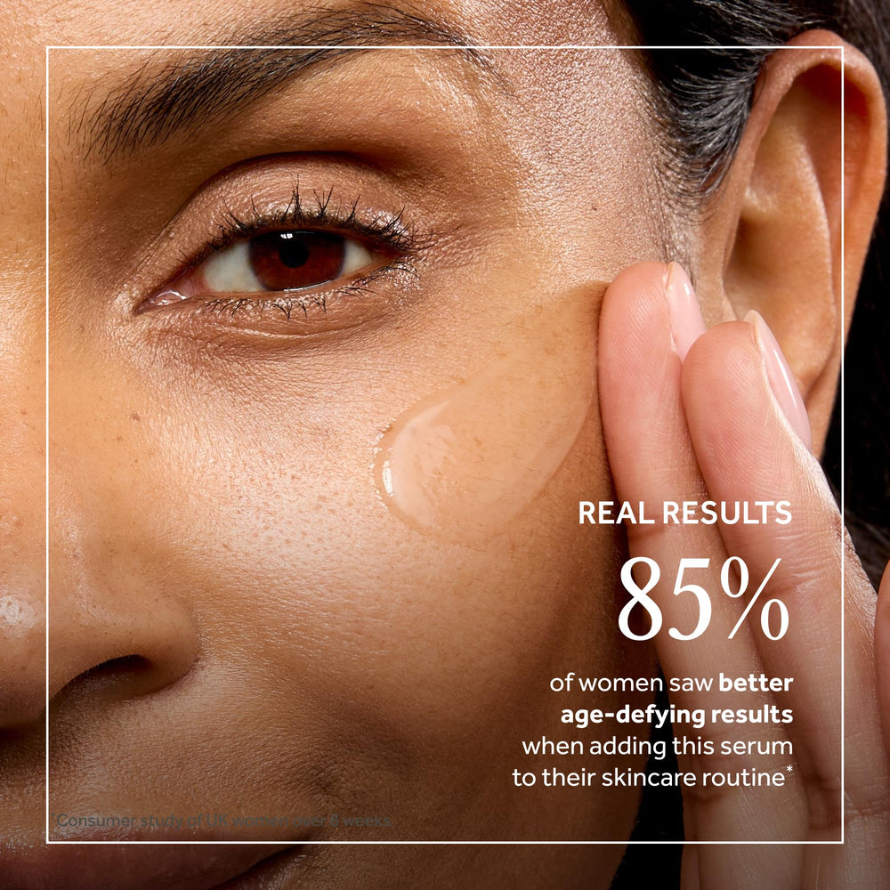 No7 Lift and Luminate serum texture swirl demonstrates smooth, fast absorption.