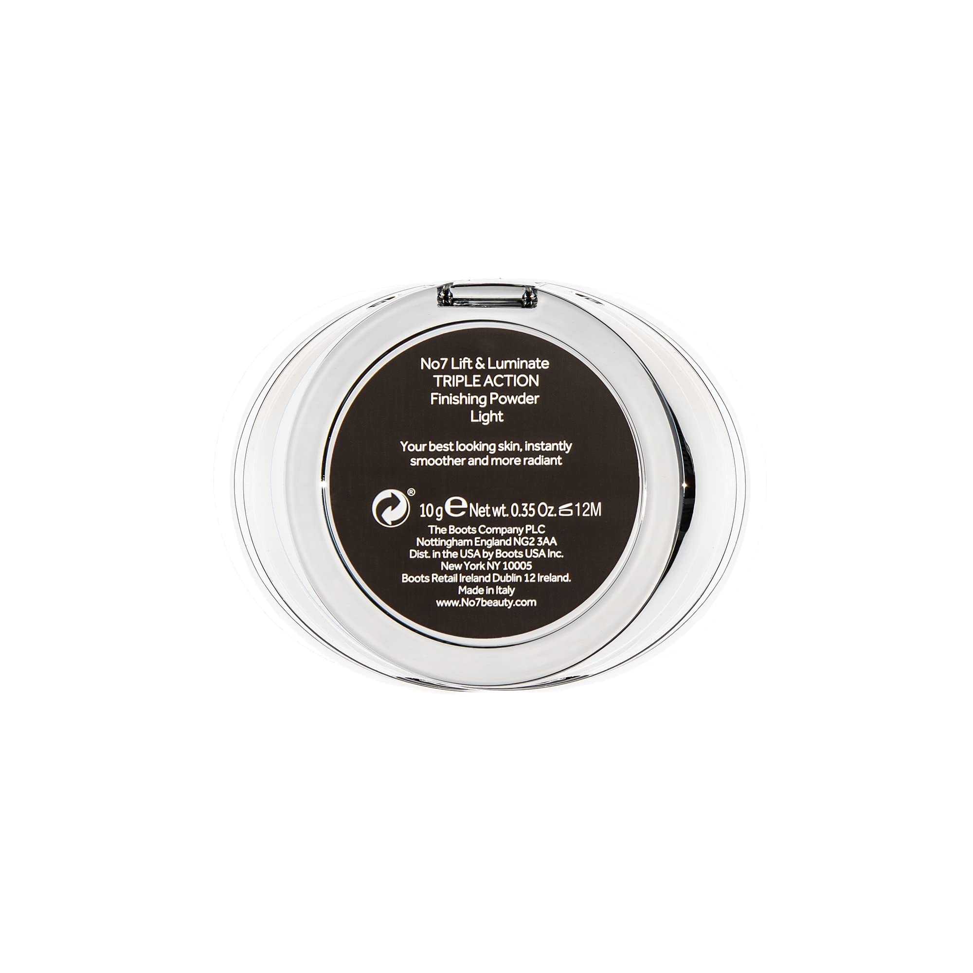 Envase compacto con polvo fijador ligero para un look duradero.