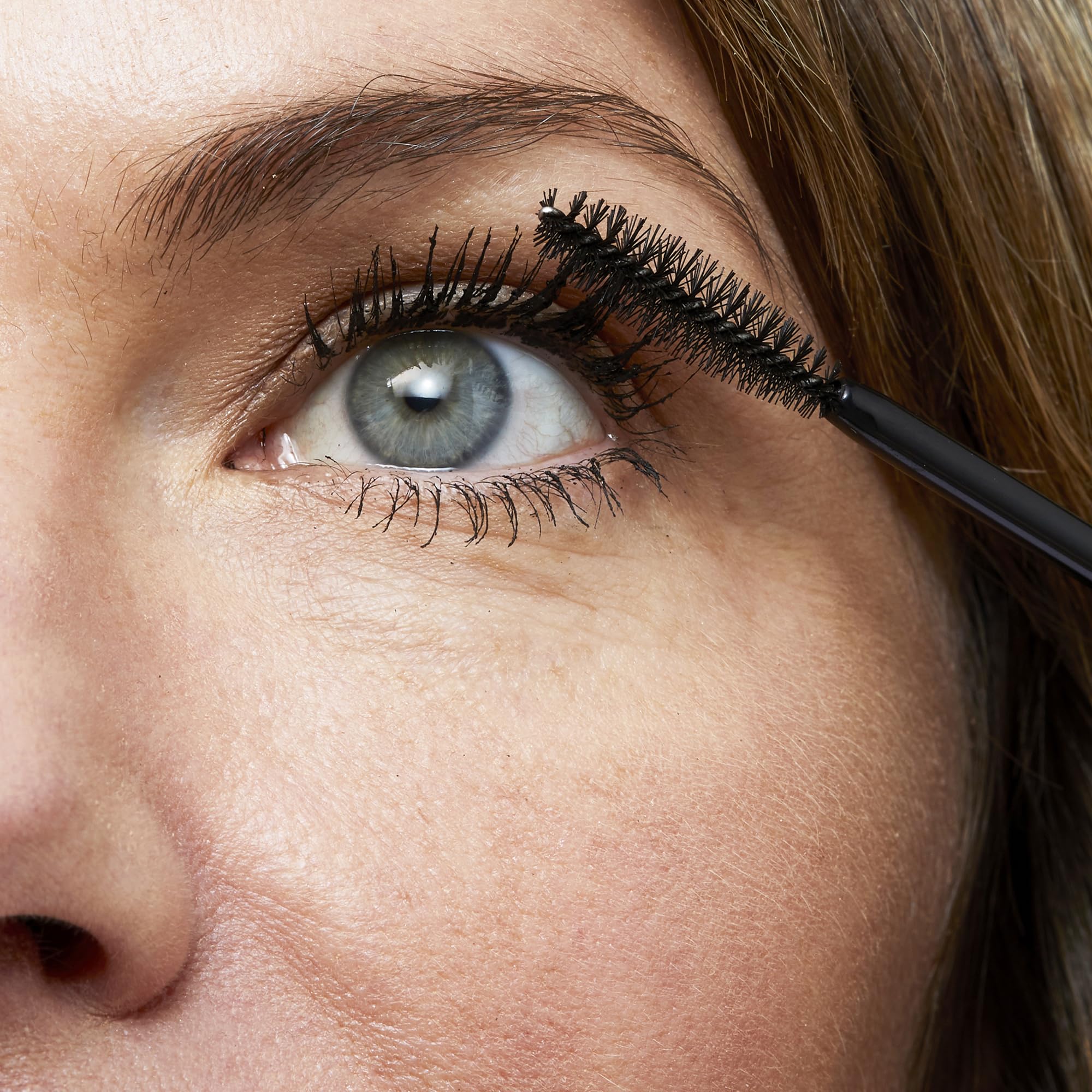 No7 Mascara Ojos Antiedad resistente a manchas para uso diario.