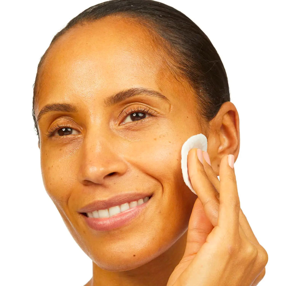Exfoliación natural con AHA y extractos de fruta de No7