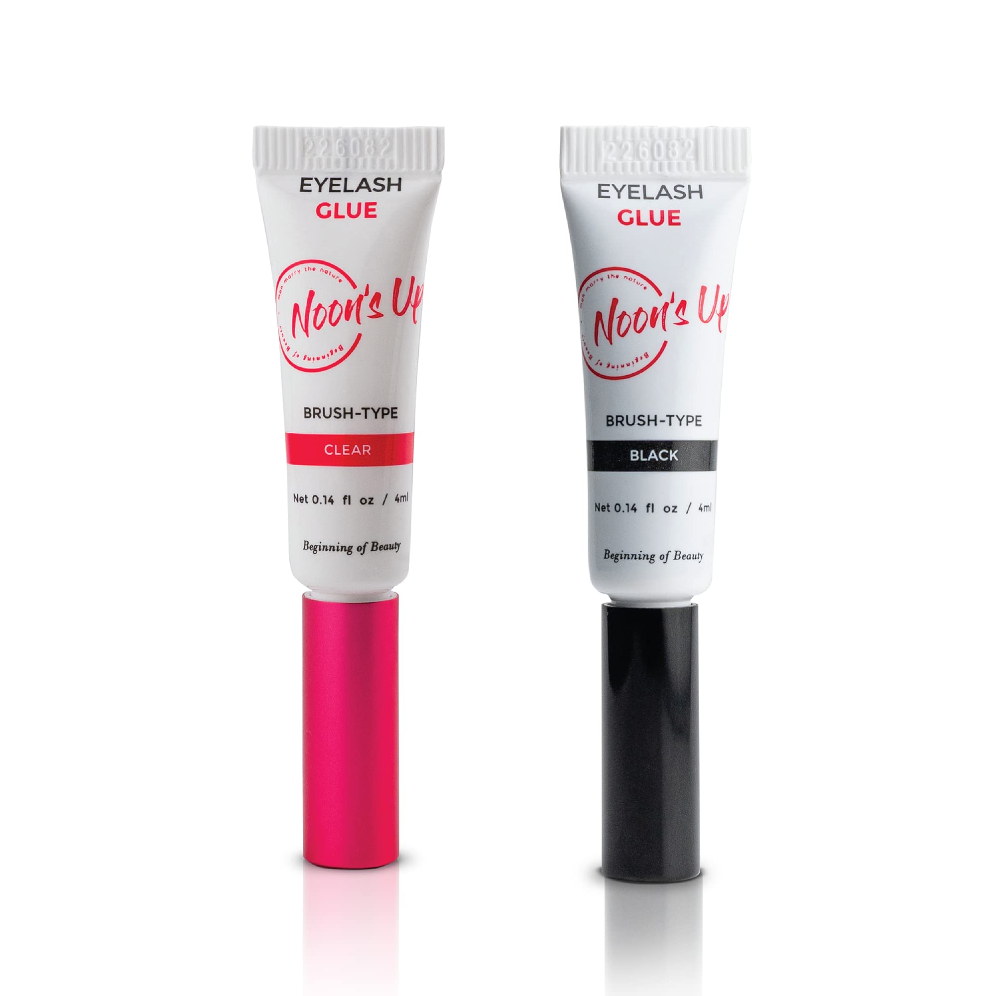 NOON'S UP close-up shows rich black finish blending lashes.