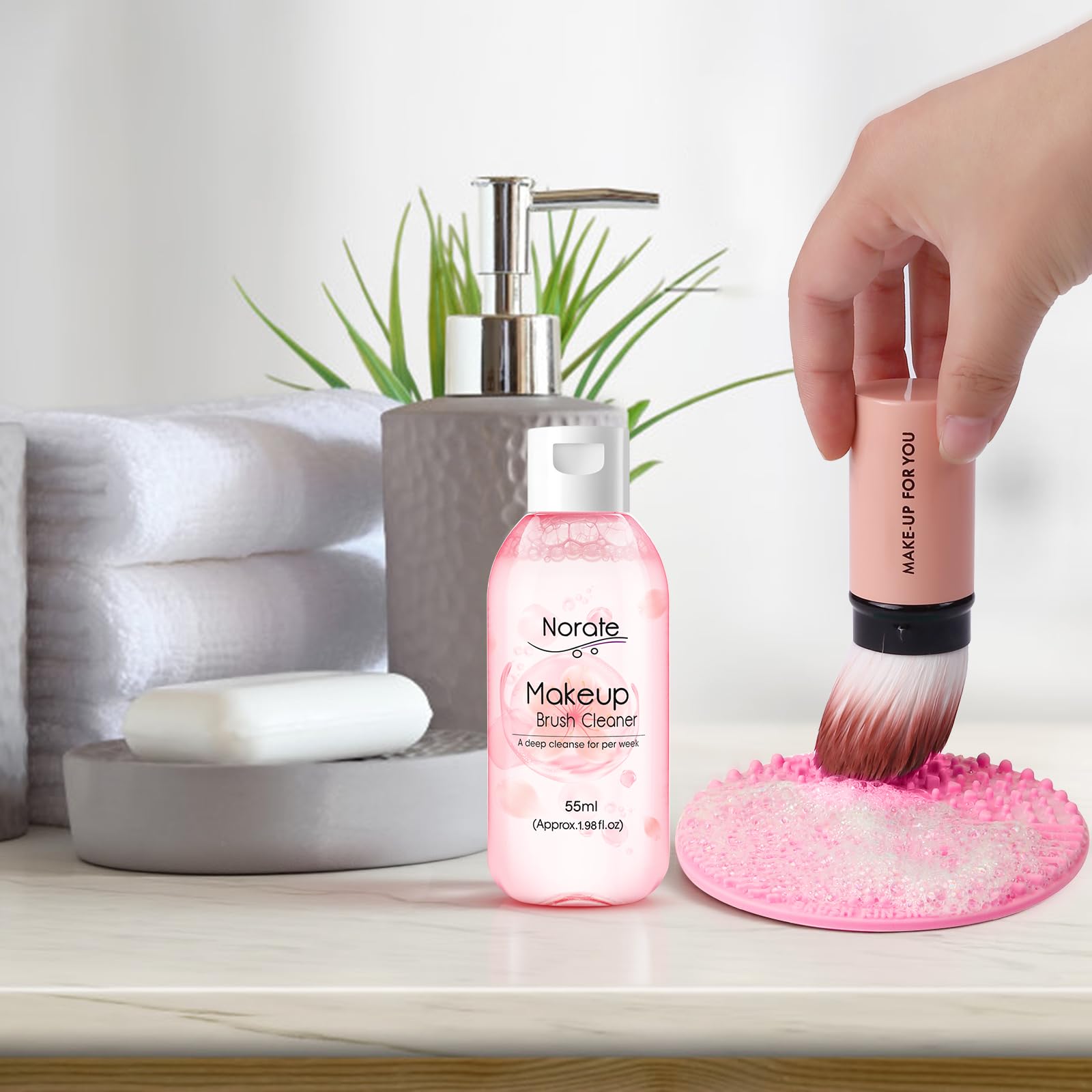 Norate makeup sponges on mat cleaned for fresh results.