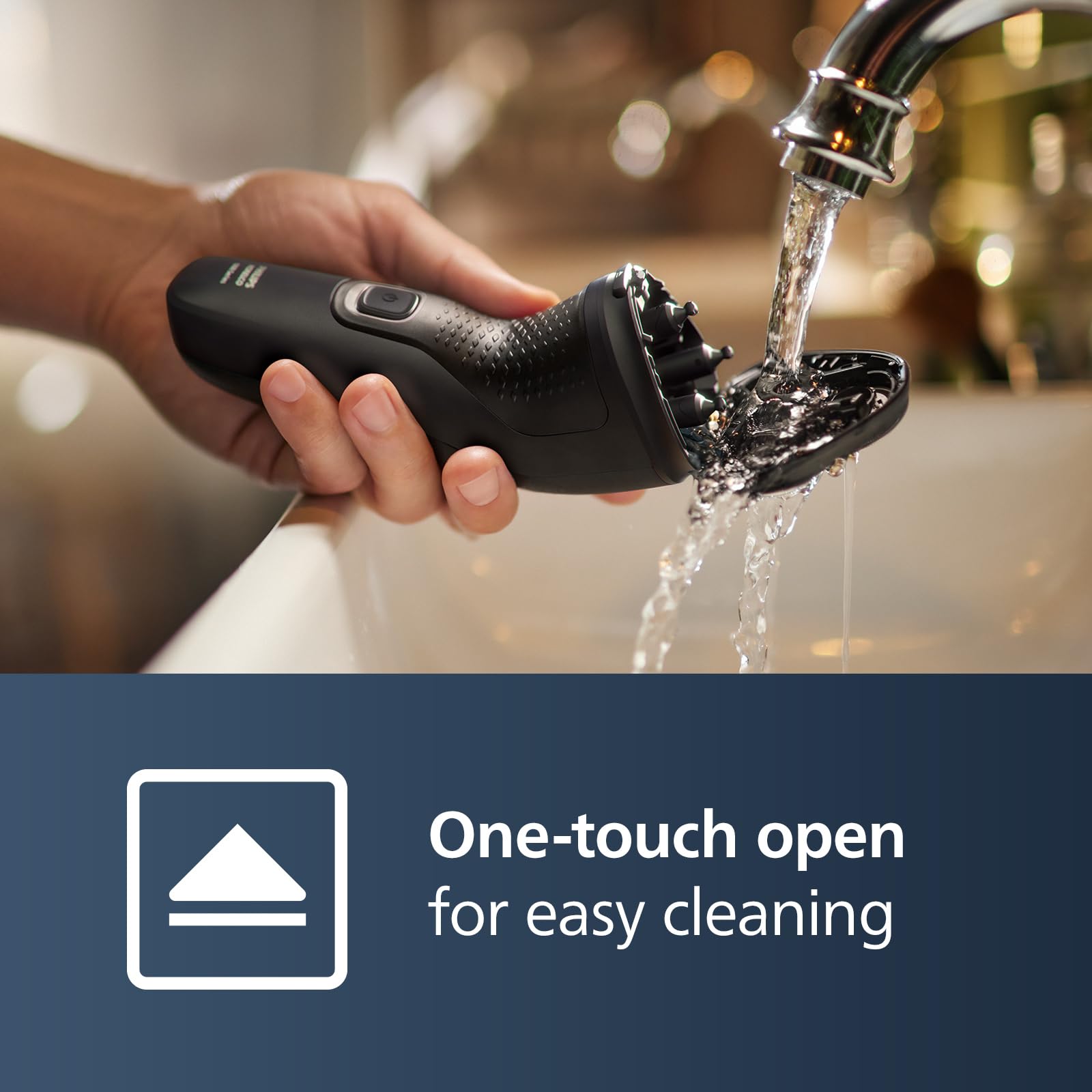 Norelco S1016/90 one-touch cleaning feature for easy maintenance.
